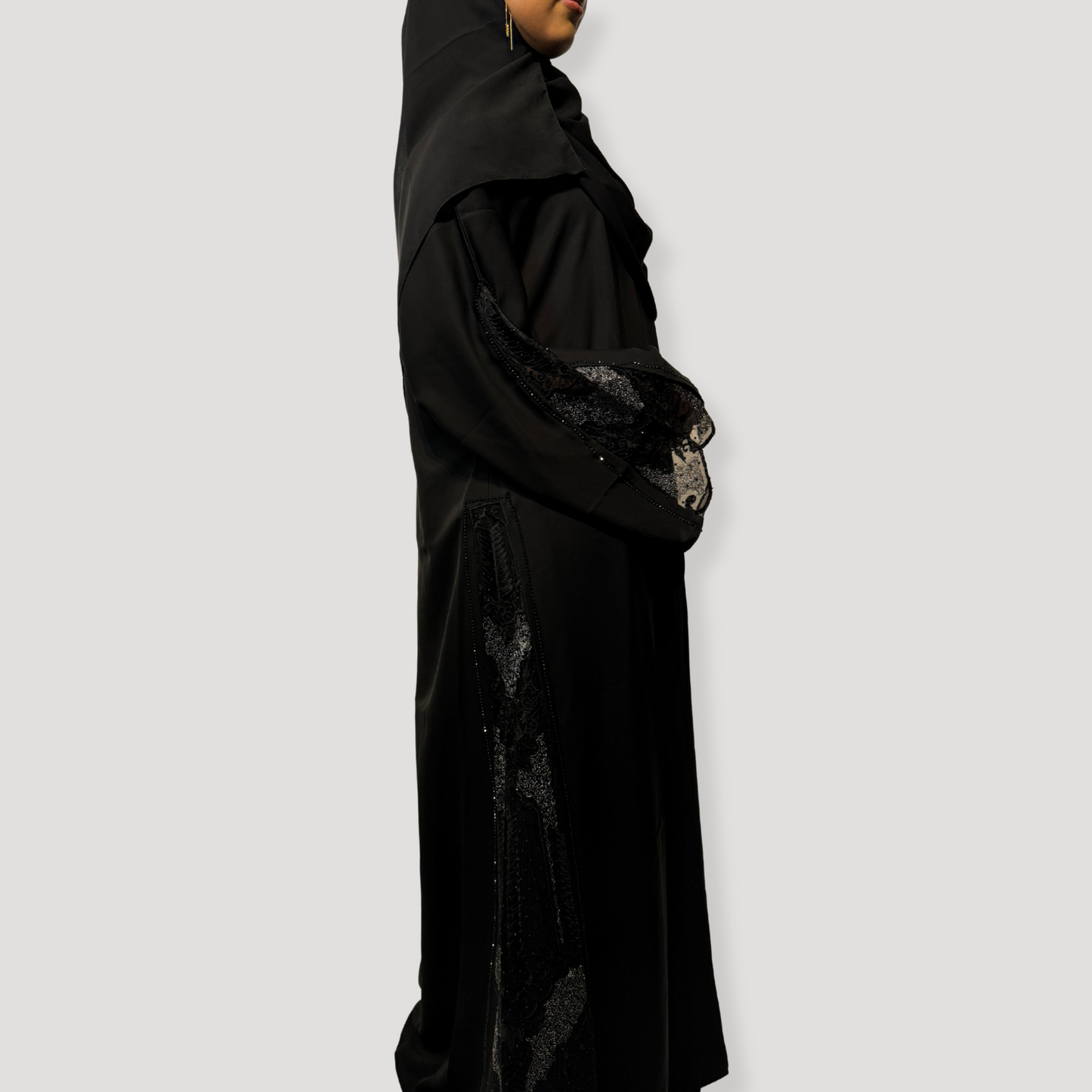 Qamar Abaya