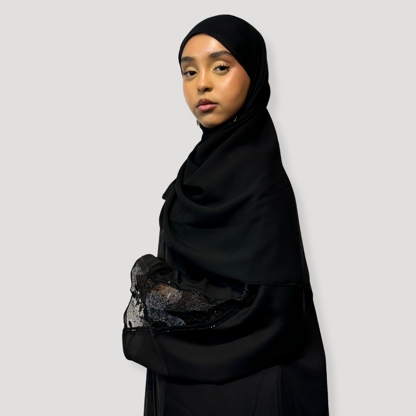 Qamar Abaya