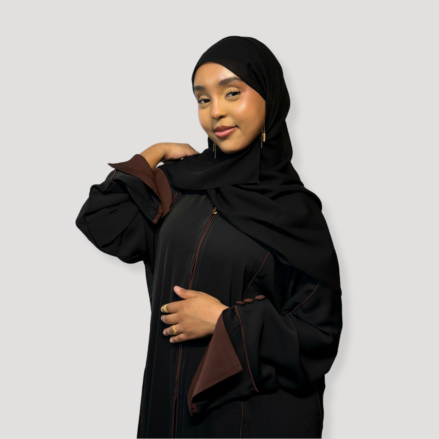 Manha Abaya